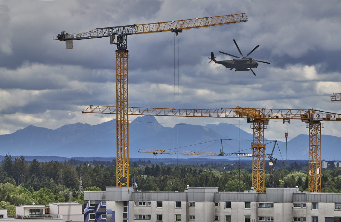 Bundeswehr über Neuperlach